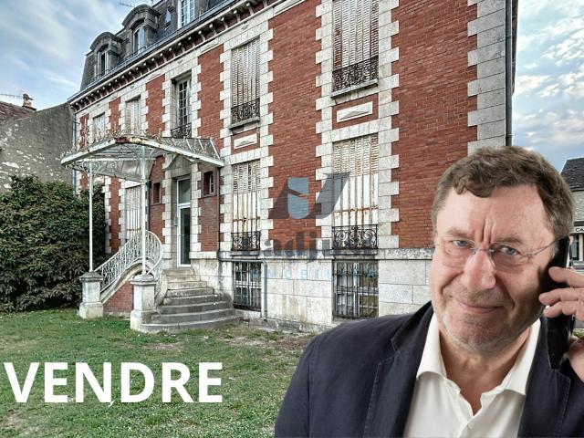 Maison 10 pièces 350 m²
