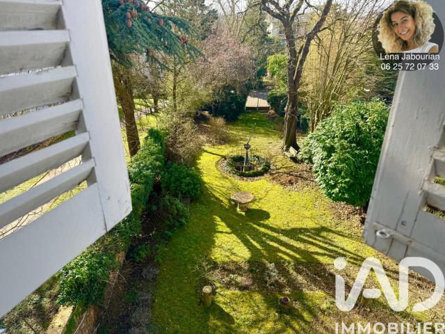 Maison 10 pièces 352 m²