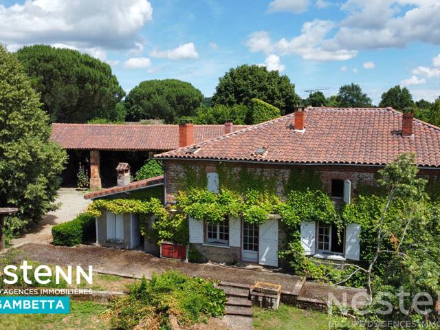 Maison 10 pièces 356 m²