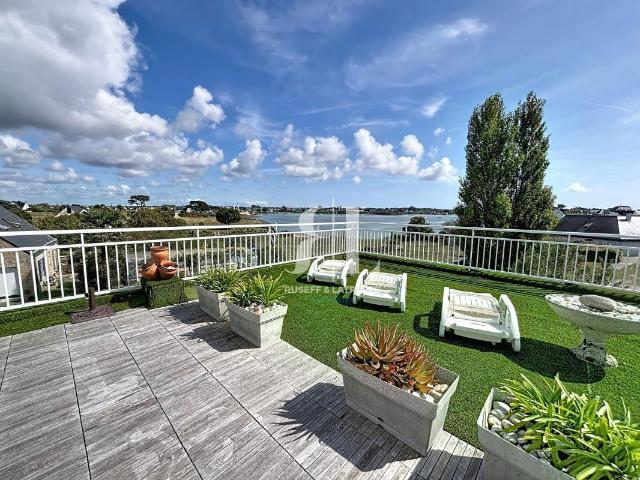 Maison 10 pièces 358 m²