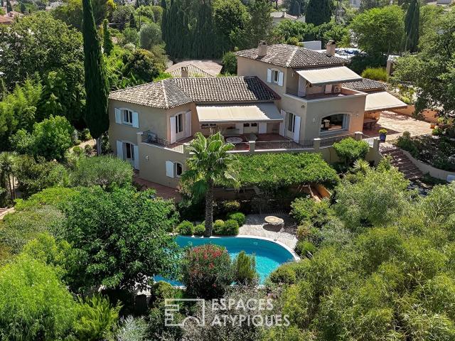 Maison 10 pièces 360 m²
