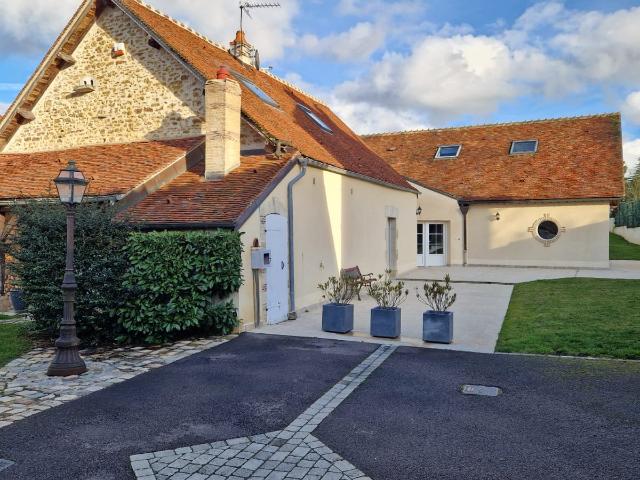 Maison 10 pièces 364 m²