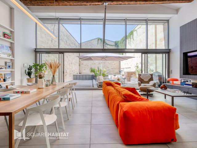 Maison 10 pièces 365 m²