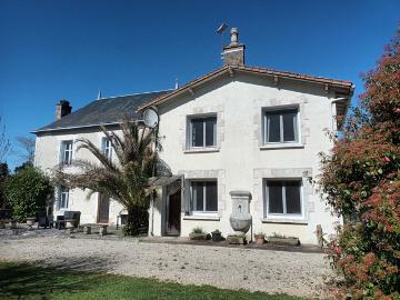 Maison 10 pièces 368 m²