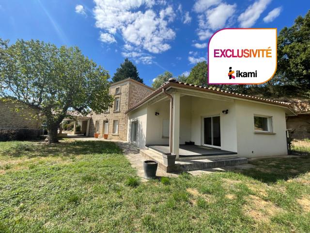 Maison 10 pièces 373 m²
