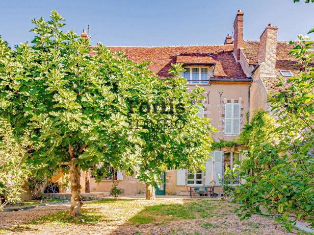 Maison 10 pièces 522 m²