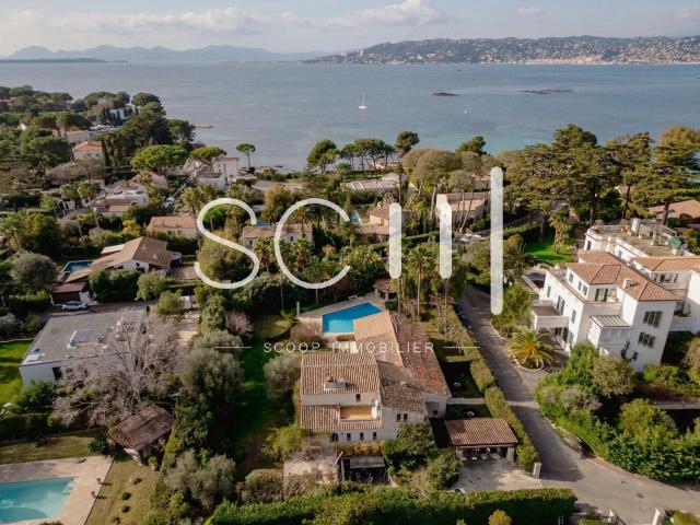 Maison 10 pièces 380 m²