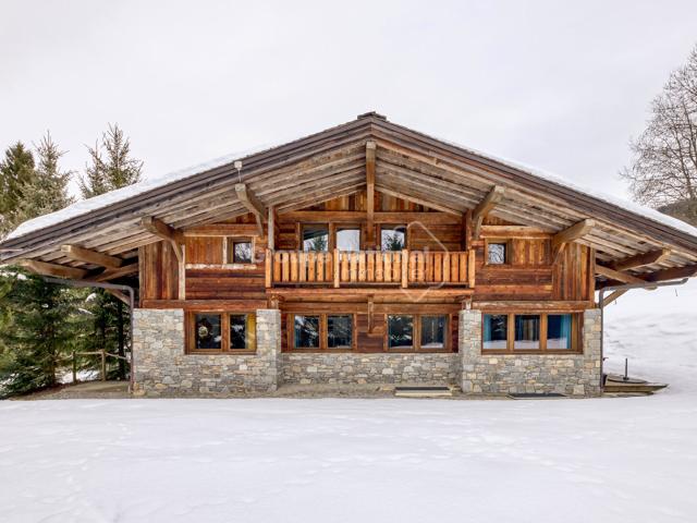 Maison 10 pièces 382 m²