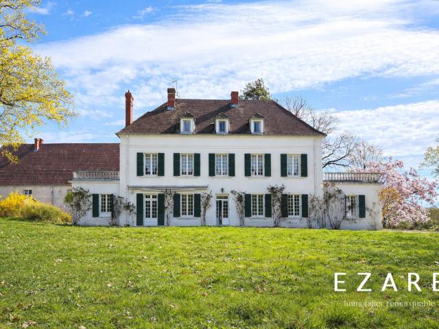 Maison 10 pièces 389 m²