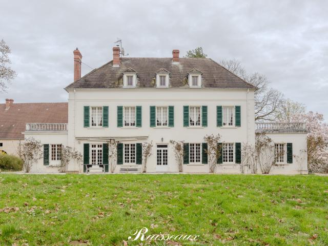 Maison 10 pièces 389 m²