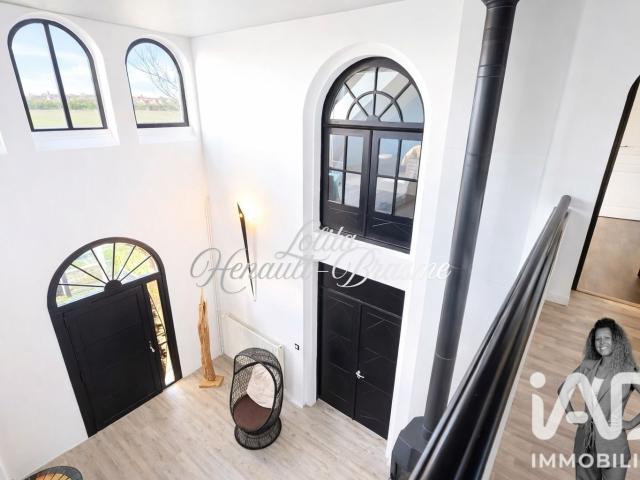 Maison 10 pièces 389 m²