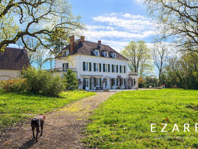 Maison 10 pièces 389 m²