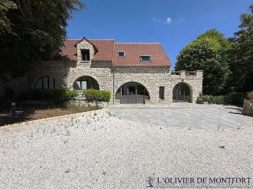 Maison 10 pièces 395 m²