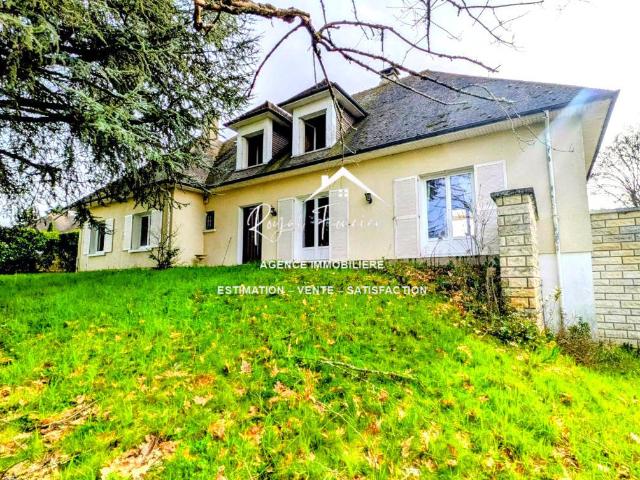 Maison 10 pièces 317 m²