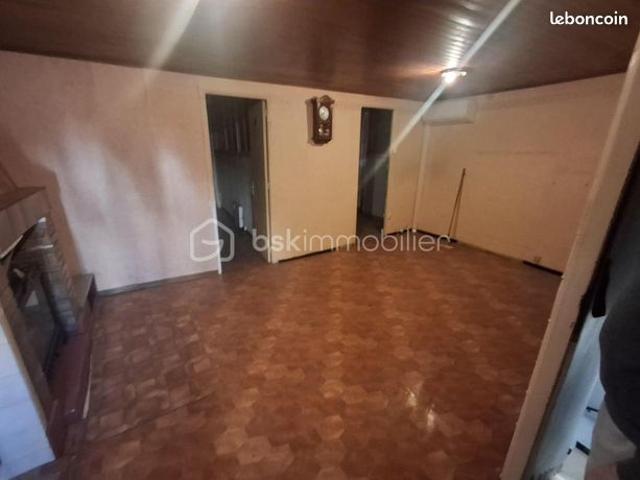 Maison 10 pièces 300 m²