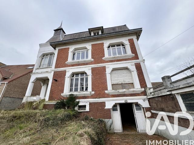 Maison 10 pièces 300 m²