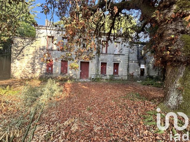 Maison 10 pièces 300 m²