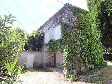 Maison 10 pièces 300 m²