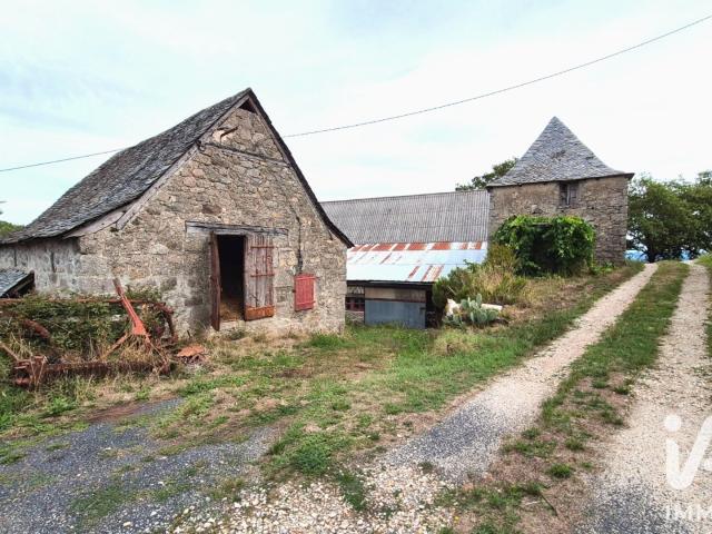 Maison 10 pièces 300 m²