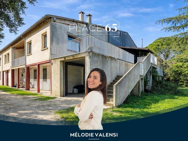Maison 10 pièces 300 m²