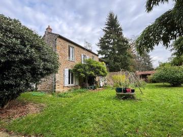 Maison 10 pièces 300 m²