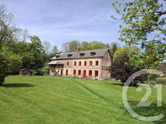 Maison 10 pièces 300 m²