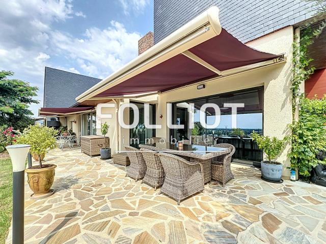 Maison 10 pièces 295 m²