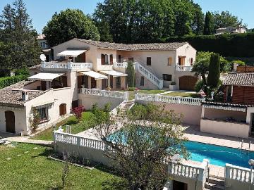 Maison 10 pièces 307 m²