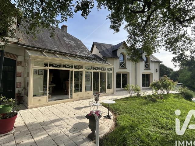 Maison 10 pièces 304 m²