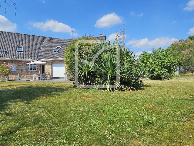 Maison 10 pièces 304 m²