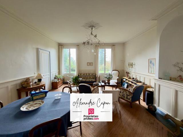 Maison 10 pièces 305 m²