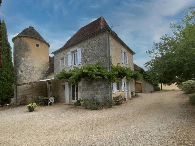 Maison 10 pièces 308 m²