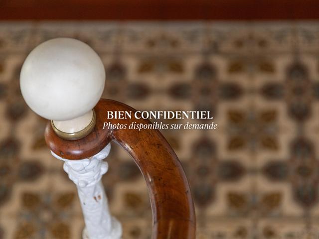 Maison 10 pièces 308 m²