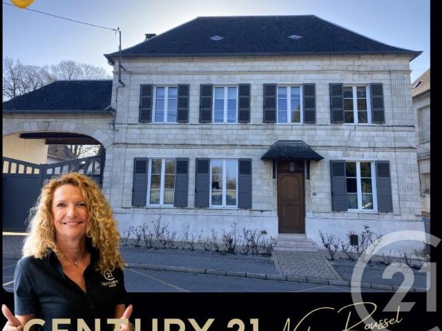 Maison 10 pièces 308 m²
