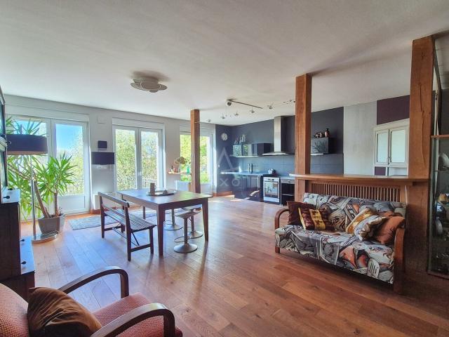 Maison 10 pièces 311 m²