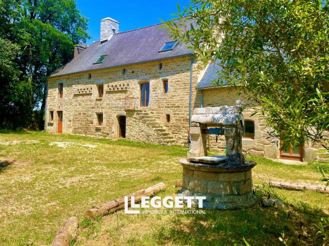Maison 10 pièces 312 m²
