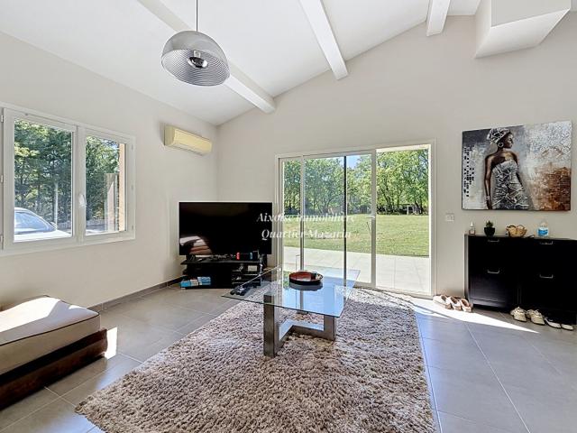 Maison 14 pièces 328 m²