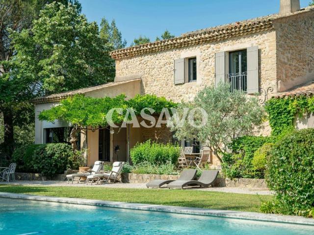 Maison 10 pièces 315 m²