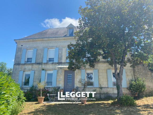 Maison 10 pièces 318 m²