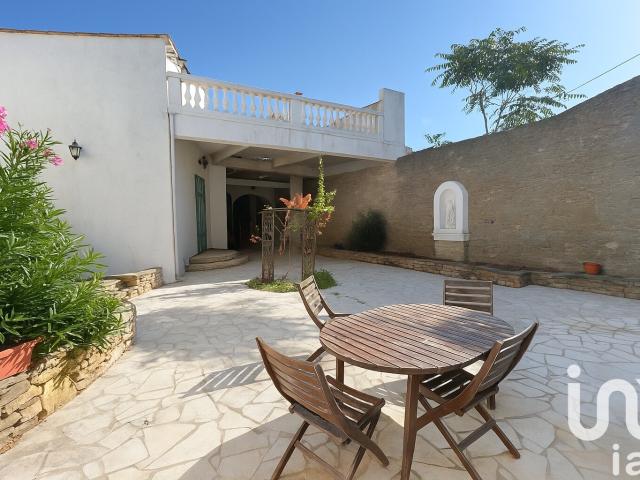 Maison 10 pièces 318 m²
