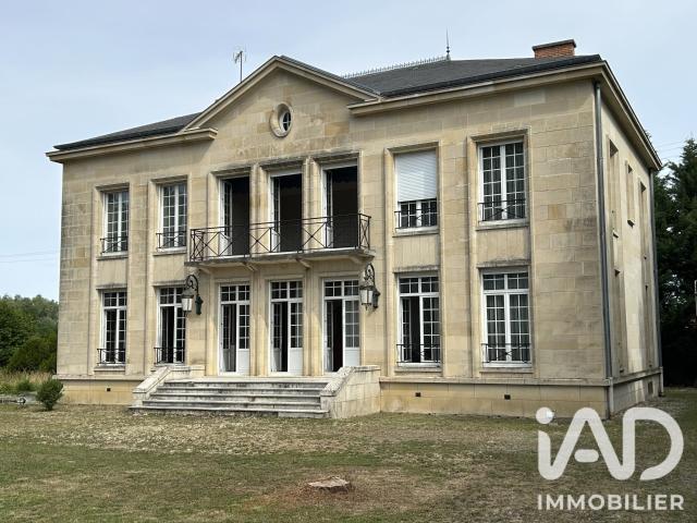 Maison 10 pièces 319 m²