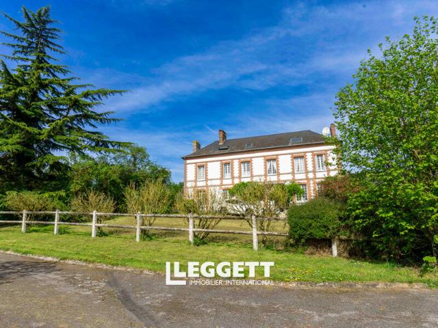 Maison 10 pièces 320 m²