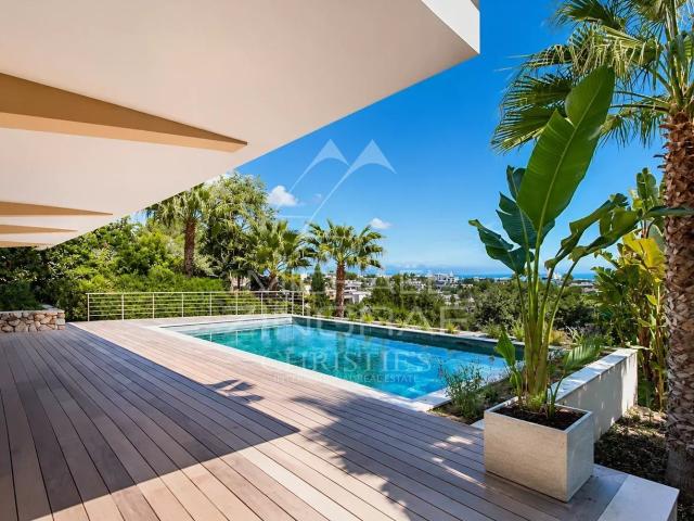 Maison 10 pièces 320 m²