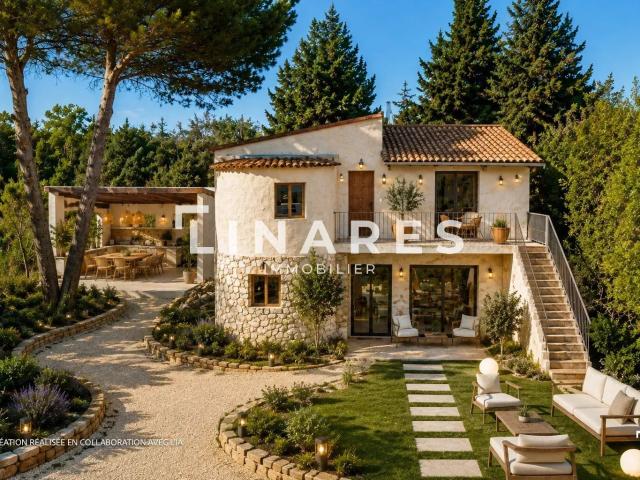 Maison 10 pièces 320 m²