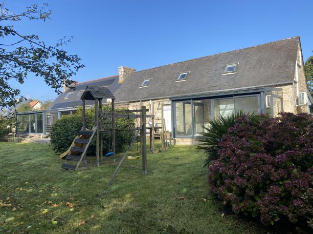 Maison 10 pièces 201 m²