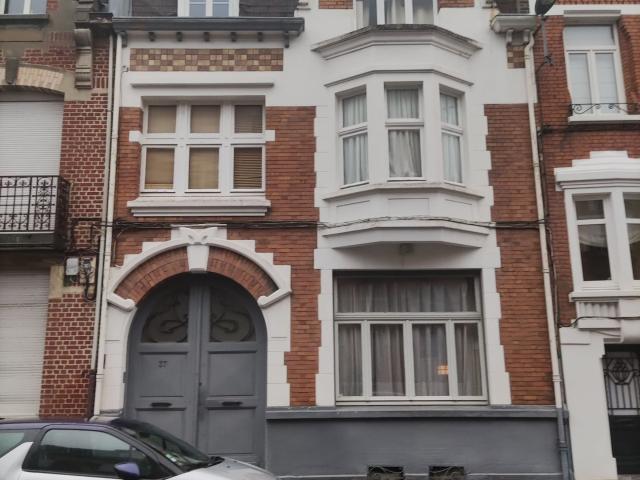 Maison 10 pièces 321 m²