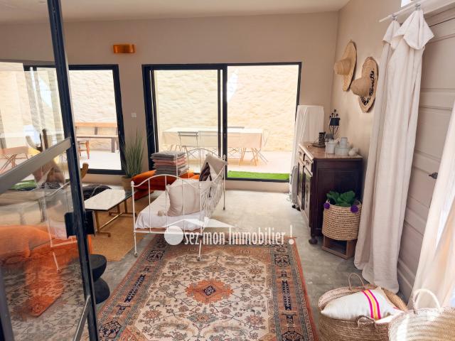 Maison 10 pièces 327 m²