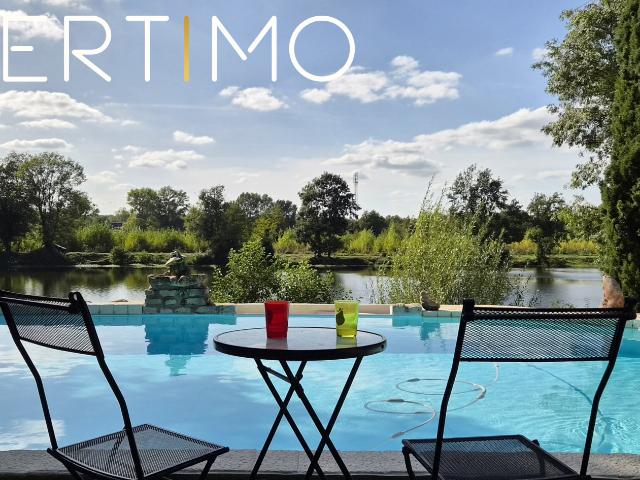 Maison 10 pièces 325 m²