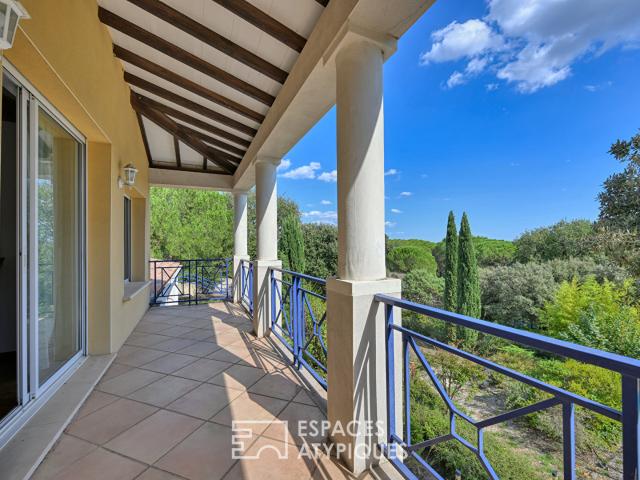 Maison 10 pièces 329 m²