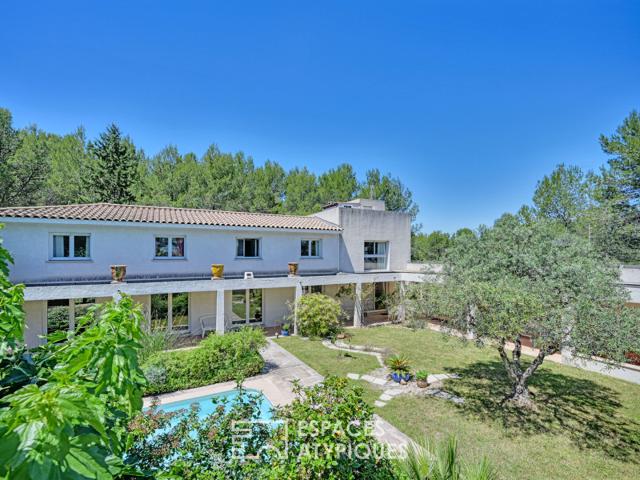 Maison 10 pièces 335 m²